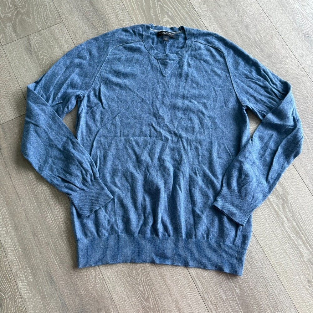 Banana Republic Mens Blue Italian Yarn‎ Perfect Comfort Crew Neck Sweater Size M